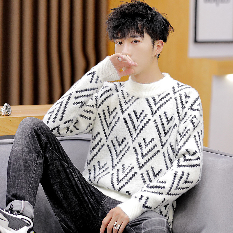 Comercio exterior transfronterizo 2021 otoño moda coreana personalidad de los hombres jóvenes imitación visón terciopelo medio alto cuello redondo suéter de punto hombres