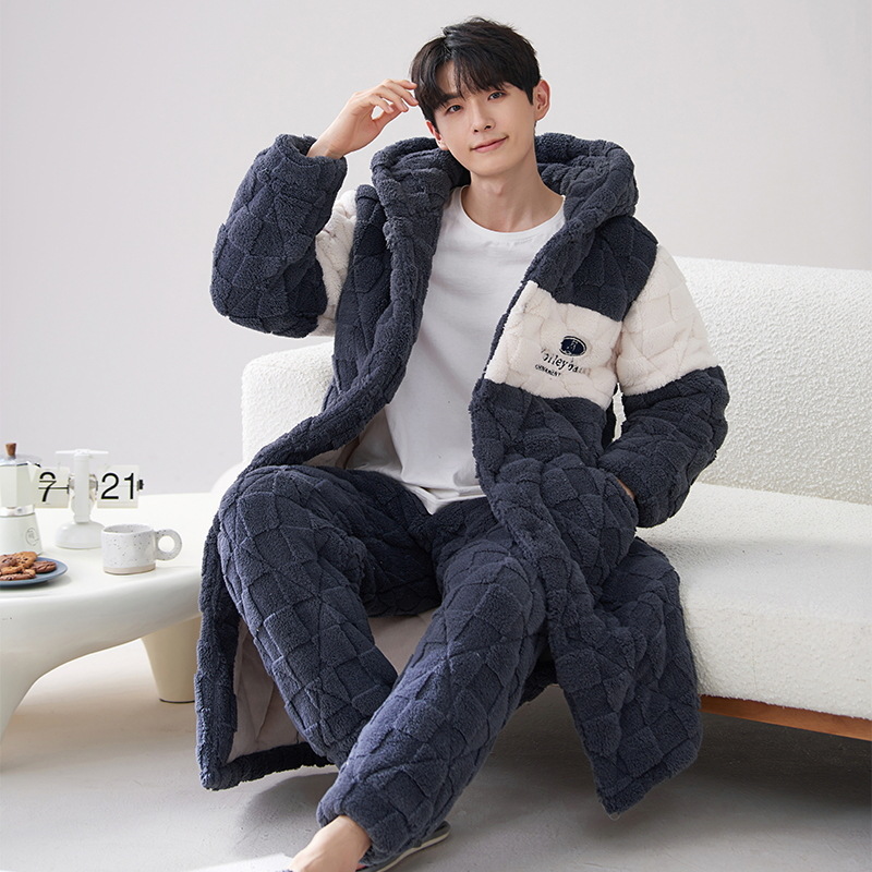 Pijamas de invierno para hombre 2024, bata acolchada de tres capas de longitud media, forro polar coral cálido con capucha, informal y grueso para uso exterior