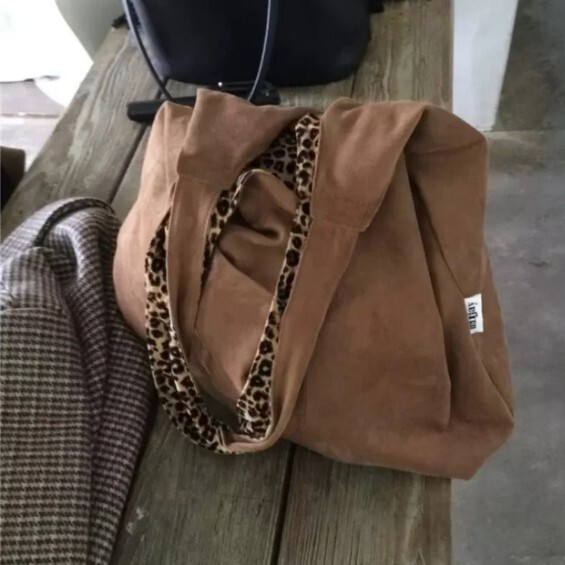 In Stock 2025 New Autum Korean Designer Un*Jay Retro Leopard Print Double-Sided Large-Capacity Versatile Shoulder Bag