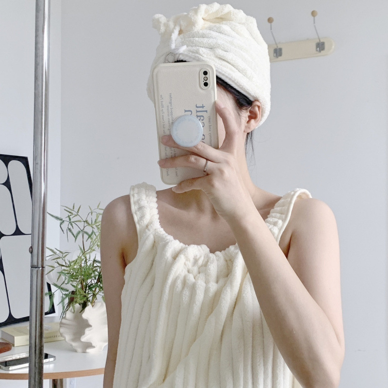 새로운 스타일 목욕 타올 목욕 스커트 포장 성인 2025 나이트가운 유행 가정용 흡수성 목욕 가운 학생들을위한 게으른 목욕 가운