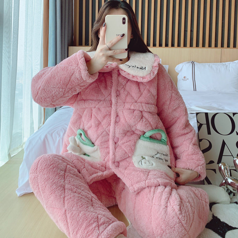 Maternity Winter Three-Layer Quilted Invisible Nursing Cover-Up Postpartum Clothing for Pregnant Women, Thickened Flannel Nursing Outerwear Loungewear