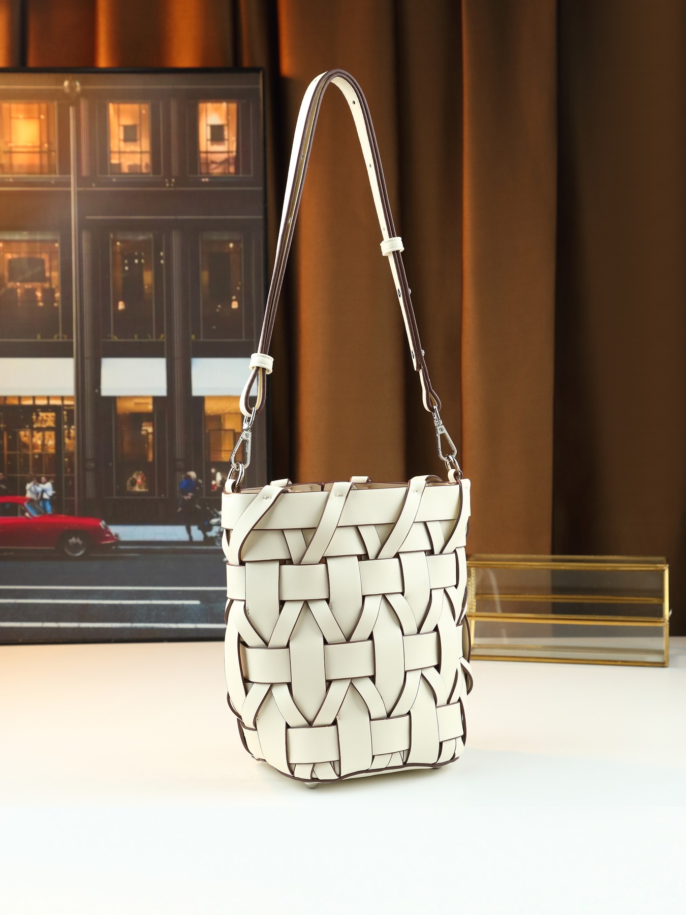 Women's Woven Cylindrical Crossbody Bag Versatile Underarm Handbag_voghion.com