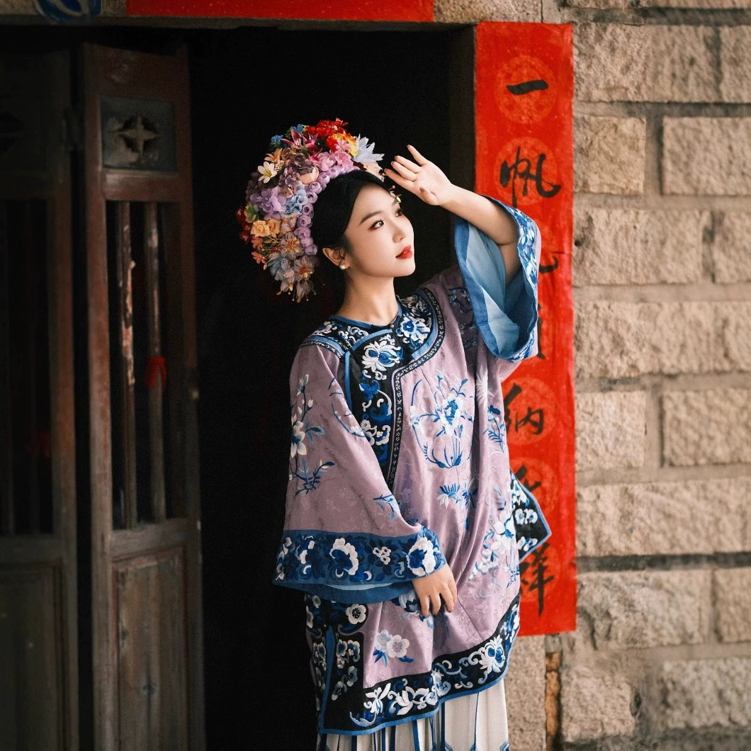 Цветок Цин Цин Женский костюм Цин Хань Женская юбка с конским лицом тяжелая печать