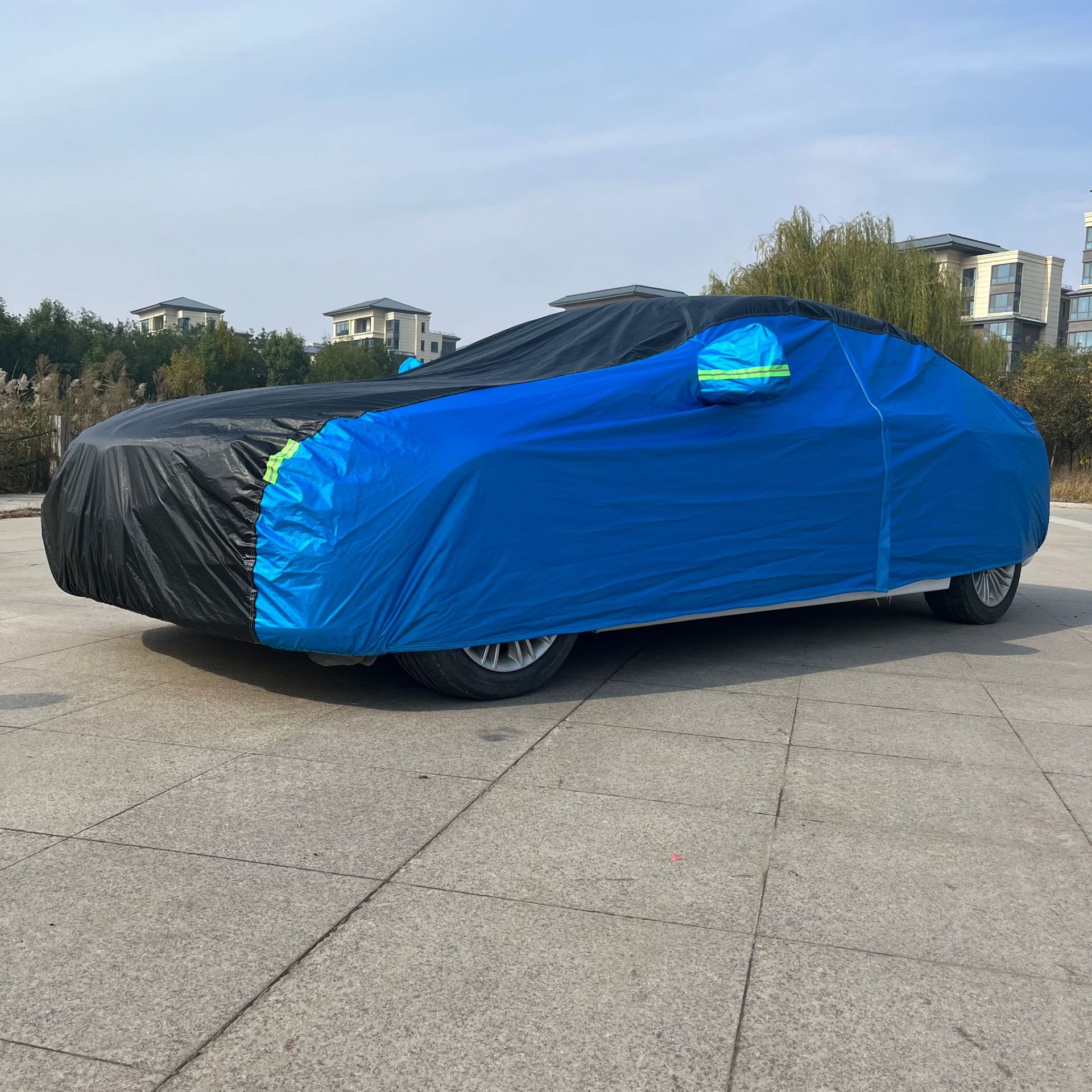 Oxford Cloth Car Cover, Sun-Proof, Rain-Proof, Snow-Proof, All-Season Car Cover, Waterproof and Breathable, Special Car Cover