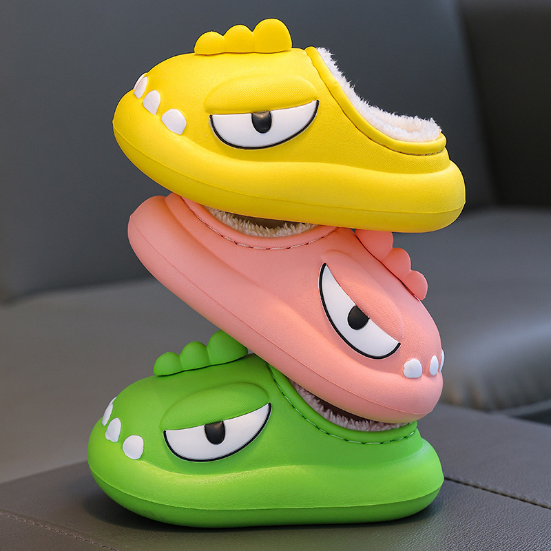 Fábrica al por mayor personalizada zapatillas de algodón para niños invierno EVA pisar excrementos niñas impermeables con zapatillas de algodón para bebés