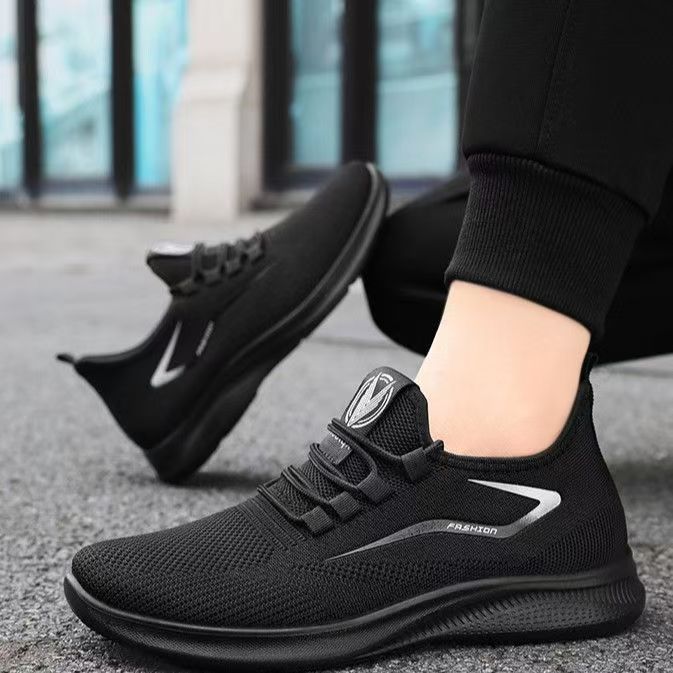 Zapatos deportivos de hombre casuales transpirables de tela de tela suave de malla de otoño de moda nueva moda zapatos de hombre para correr