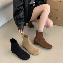 2025秋冬新款韩版圆头小众粗跟小短靴复古黑色裸靴马丁靴女