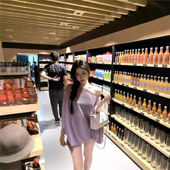 筋理感紫斜め肩開叉斗蓬tシャツ女装夏のゆったりした気質の不規則で独特な大衆上着