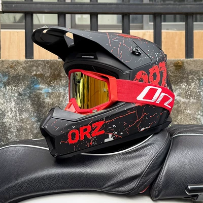 Motosiklet kaskı (dəbilqə) Safety Helmet for Men and - lightningorz-red-frame-gold-mirror-s