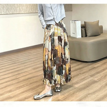 ���OӋ��ˮī�L����ӡ���Gɫ����ȹ�ɾo���h�ݕr���@�ݰ����LȹŮ