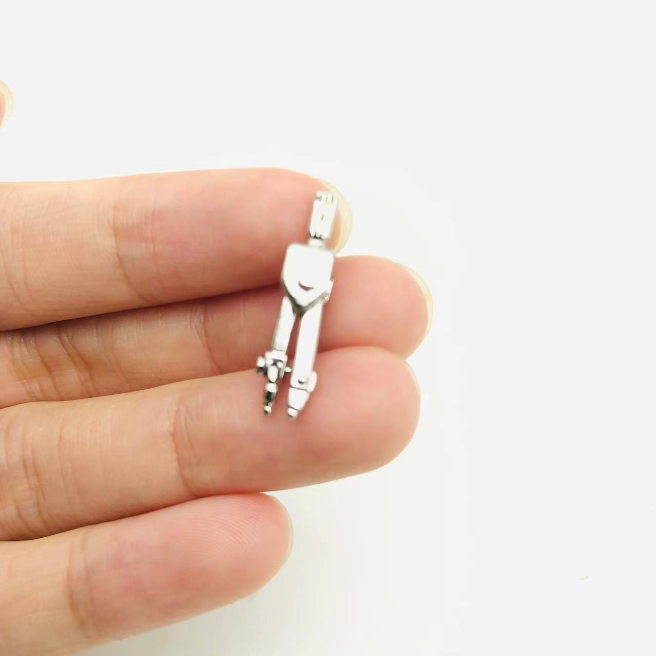 1��12DOLL΢������칫ģ�ͳ����ľ߱ʺе��б��������ӿ�������