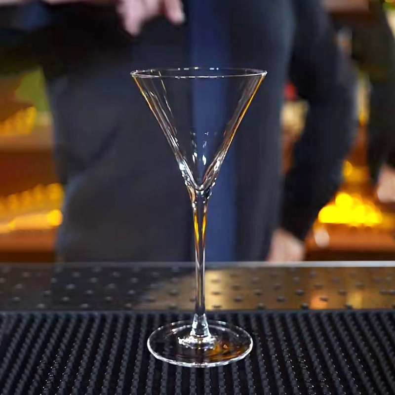 Mezcla japonesa Martini ultra delgada hecha a mano sin plomo cristal taza de cóctel de vidrio taza de martini