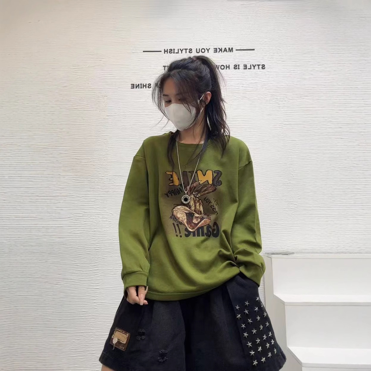 Spring fashionable retro sweatshirt for leisure