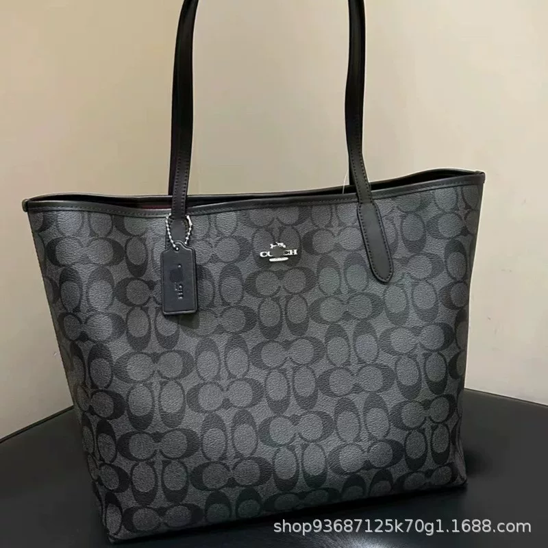 Сумка-тоут (Coach) 33×29×16 см, магнитная застёжка, вместительная сумка через плечо