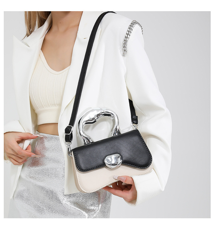 Taschen Candy Splicing Color 2024 Nei Hard Shell Einfach a Casual Western Style Metall Handheld Single Cross Shoulder Small_voghion.com