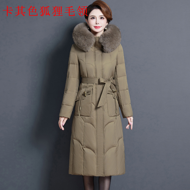 카키색 여우 모피 칼라