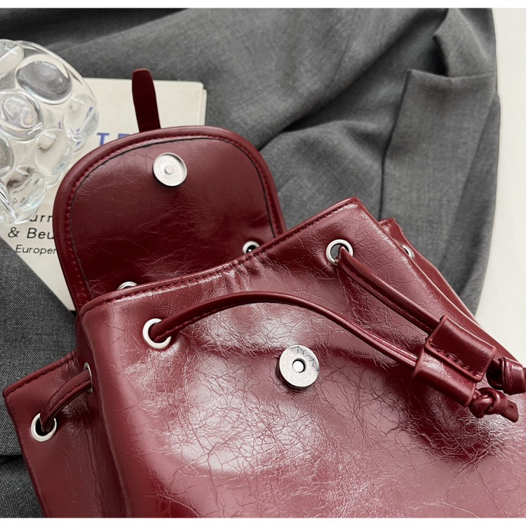 Student class pleated backpack for women 2024 new Korean style trendy student bag, niche high-end women's bag_voghion.com