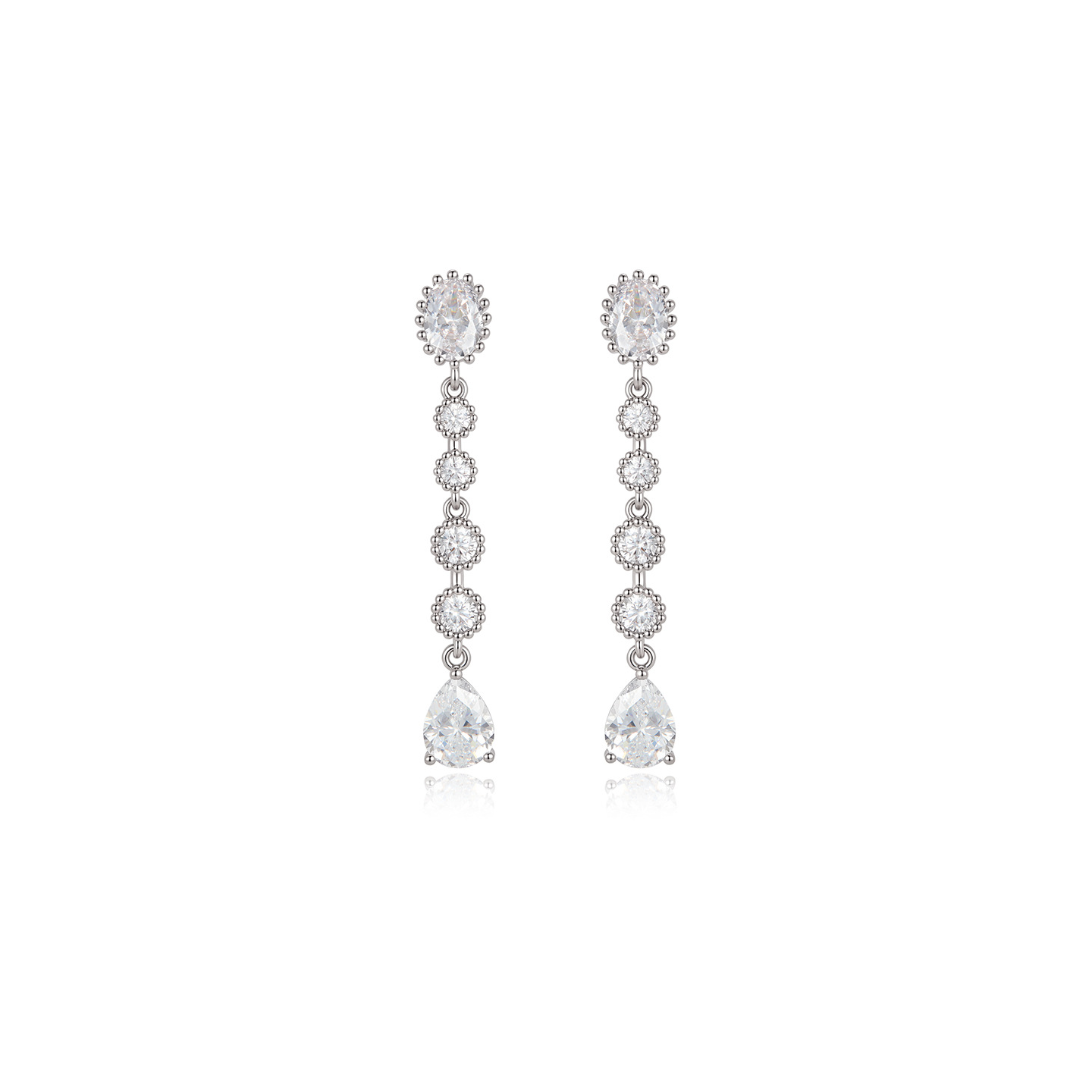 Xuping diseño de moda ligero de lujo largo goteo de aretes de brillo aleación de cobre chapado blanco delicado temperamento aretes al por mayor