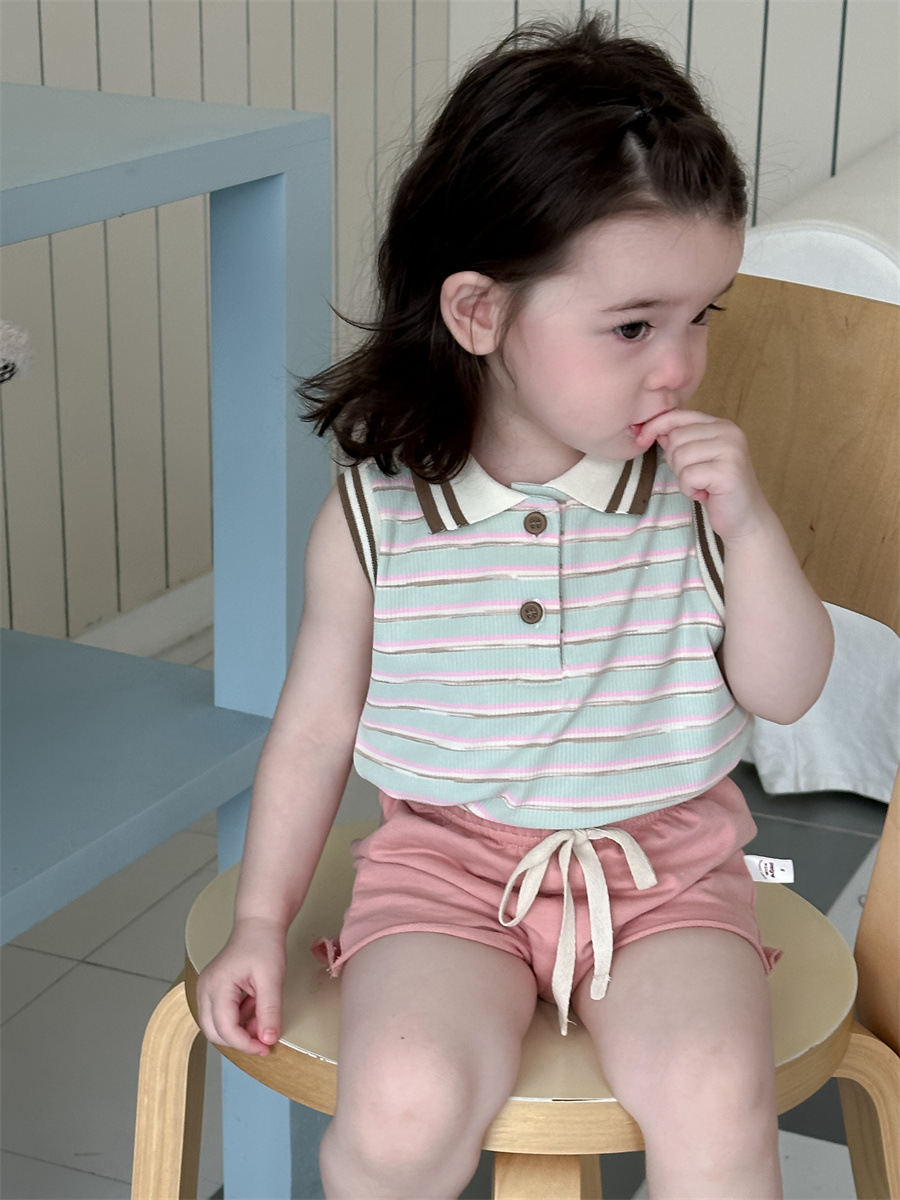 Chaleco a rayas para niñas set de pantalones cortos delgados ropa infantil coreana 2026 verano nuevo ropa de verano infantil ropa de bebé image 3