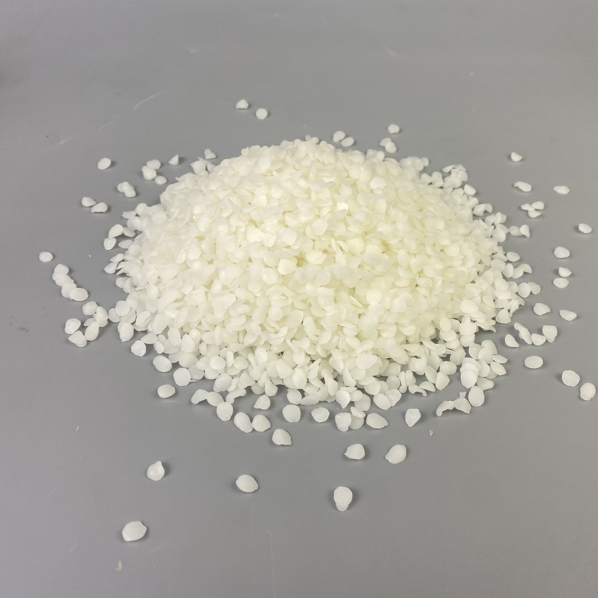 化妆品原料 白蜂蜡 化妆品级粒状 蜂蜡 蜜蜡 白蜂蜡