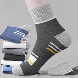 Socks men's spring and autumn sports mid-calf socks sweat-absorbent breathable color matching striped socks autumn and winter men's socks mid-calf wholesale