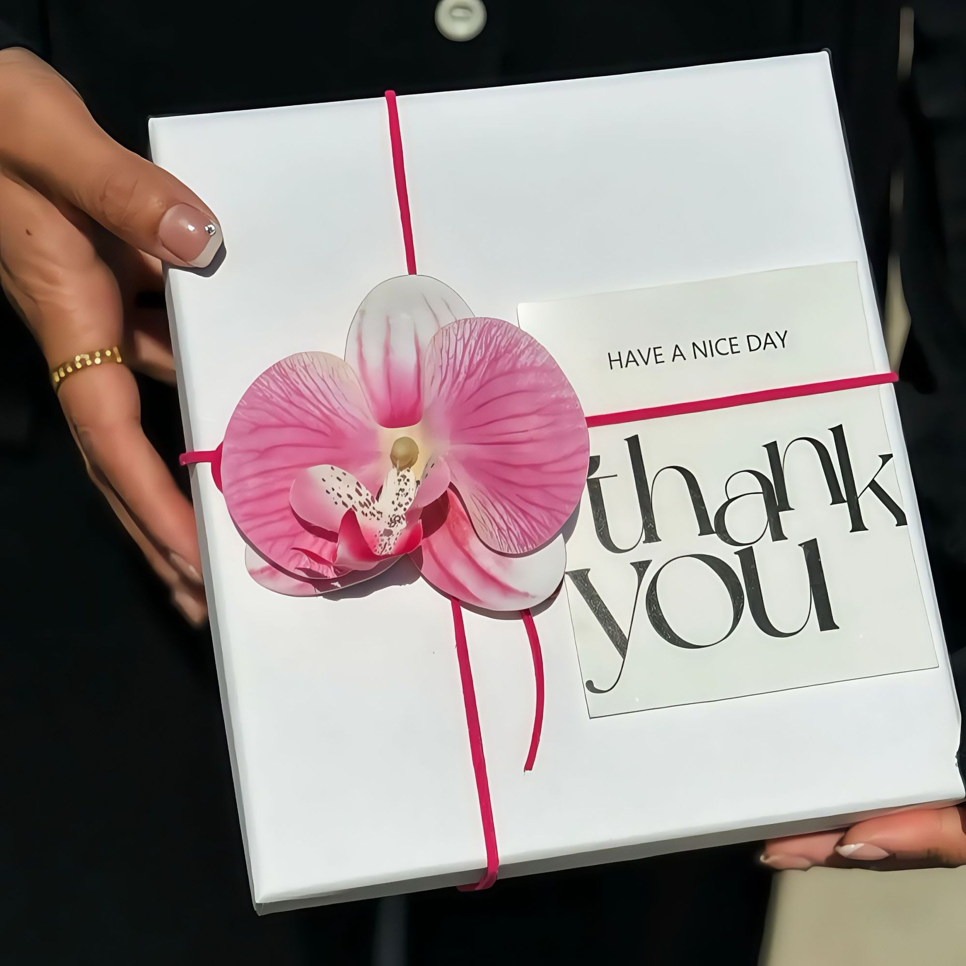 La industria de belleza abrió una caja de regalo para acompañar al salón de belleza para enviar a los clientes un regalo creativo de alto nivel de martillo de 18 cajas vacías lujosas