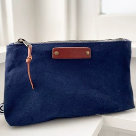 化妆包;帆布袋;女士手提包