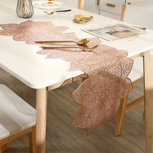 Nordic Creative PVC Table Flag, Light Luxury Gold-Leaf Ins inspired Western Dinner Napkin Long, Creative Irregular Floral Hollowed Table Mat