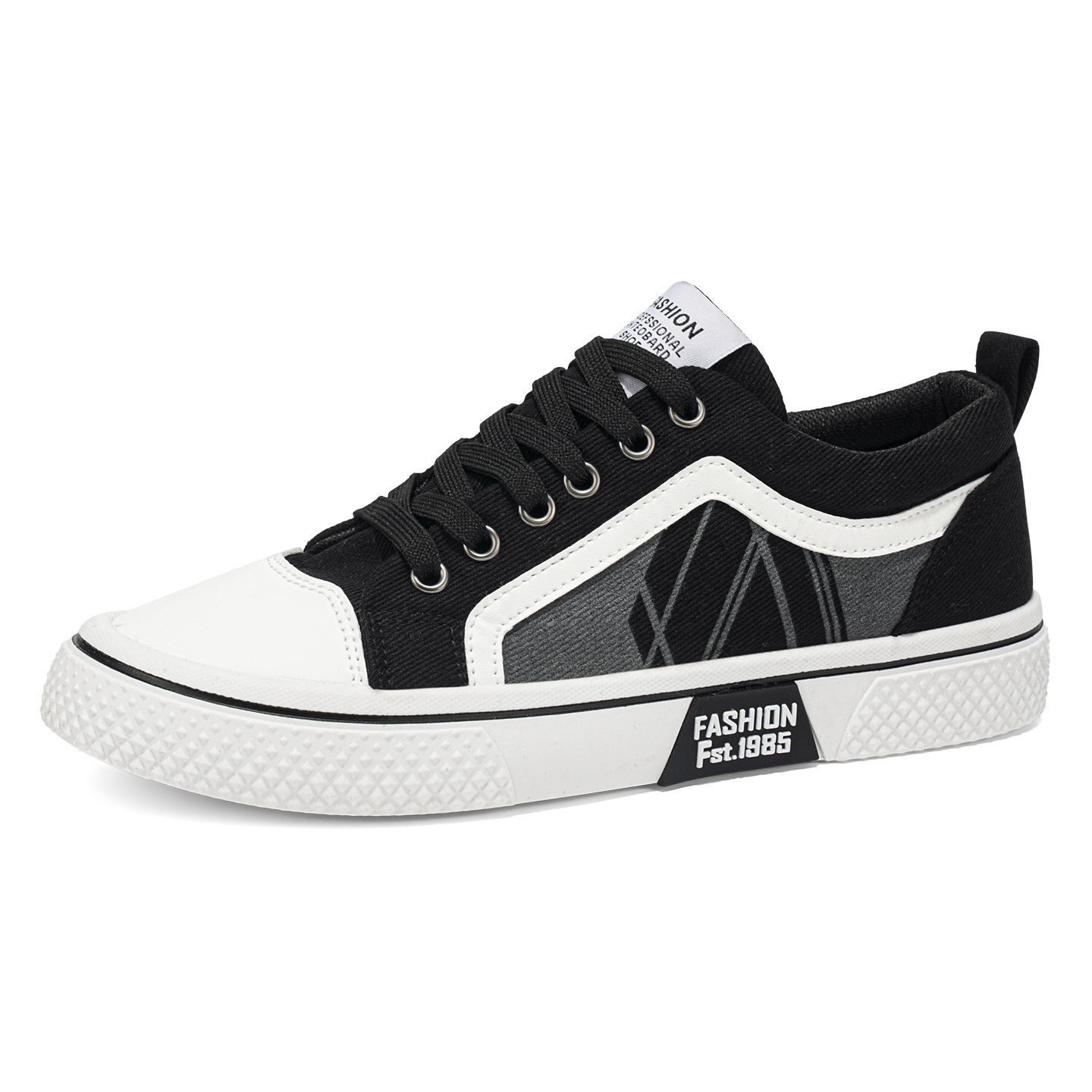 2026 zapatos de hombre de verano nuevos zapatos de lona de tamaño grande casual versátil y ligero juvenil zapatos de tela de skate casual clásicos