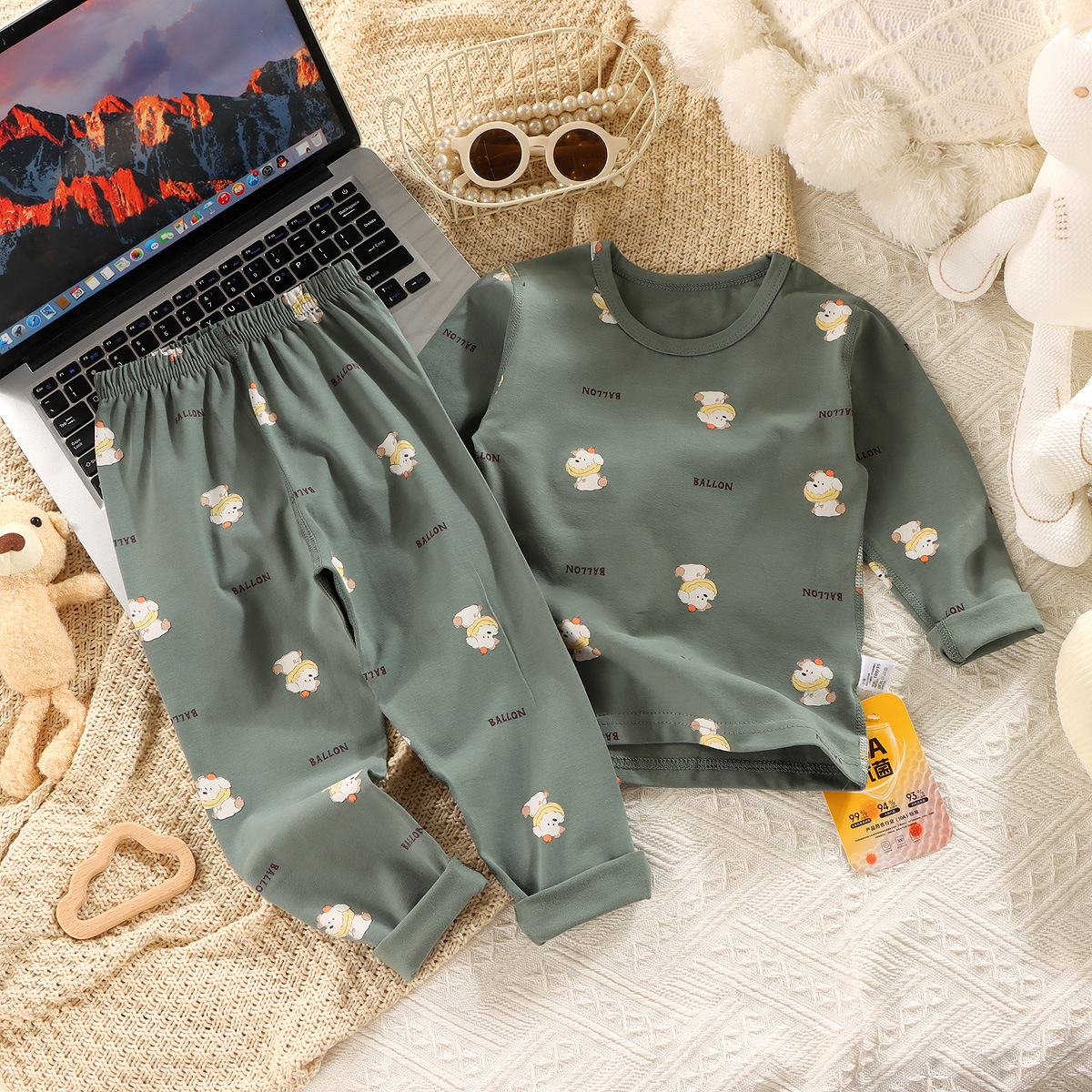 Ropa interior de algodón de primavera y otoño pijamas de cuello redondo para niños, ropa a domicilio de manga larga de dibujos animados para niños, ropa de otoño para hombres, traje de pantalones largos