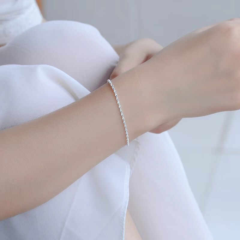 Commuting Fashion Water Wave Chain Silver-Plated Bracelet Anklet for Women, Simple and Elegant Ripple Wave Chain Hand and Foot Jewelry for Festivals Commuting Fashion Water Wave Chain Silver-Plated Bracelet Anklet for Women, Simple and Elegant Ripple Wave Chain Hand and Foot Jewelry for Festivals
