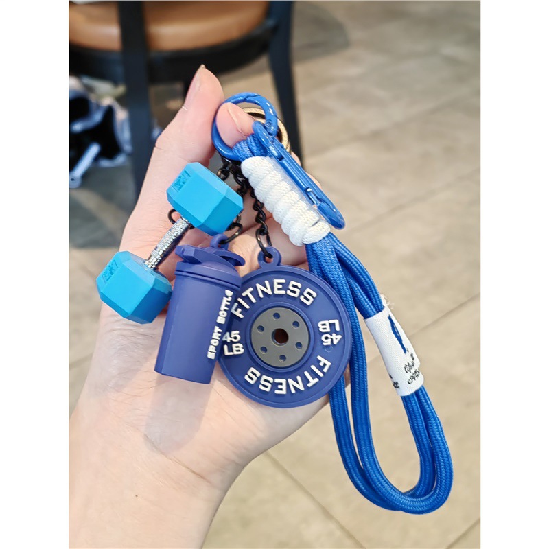 Llavero de fitness barra colgante deportivo creativo mancuerna mochila escolar periférica deportes taza de agua colgante regalo para hombres y mujeres