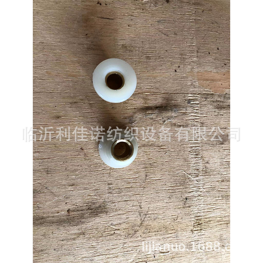 临沂利佳诺长期专业提供：津田驹绞边筒子铜衬套