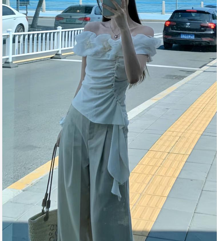 Áo thun nữ cổ tròn tay ngắn thiết kế vai lệch, nhún eo tạo hiệu ứng thon gọn — màu mơ chi tiết 6