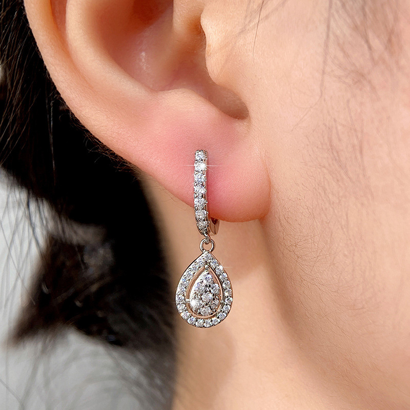 1 Paire Élégant Les Gouttelettes D'eau Le Cuivre Incruster Zircon Des Boucles D'oreilles display picture 2