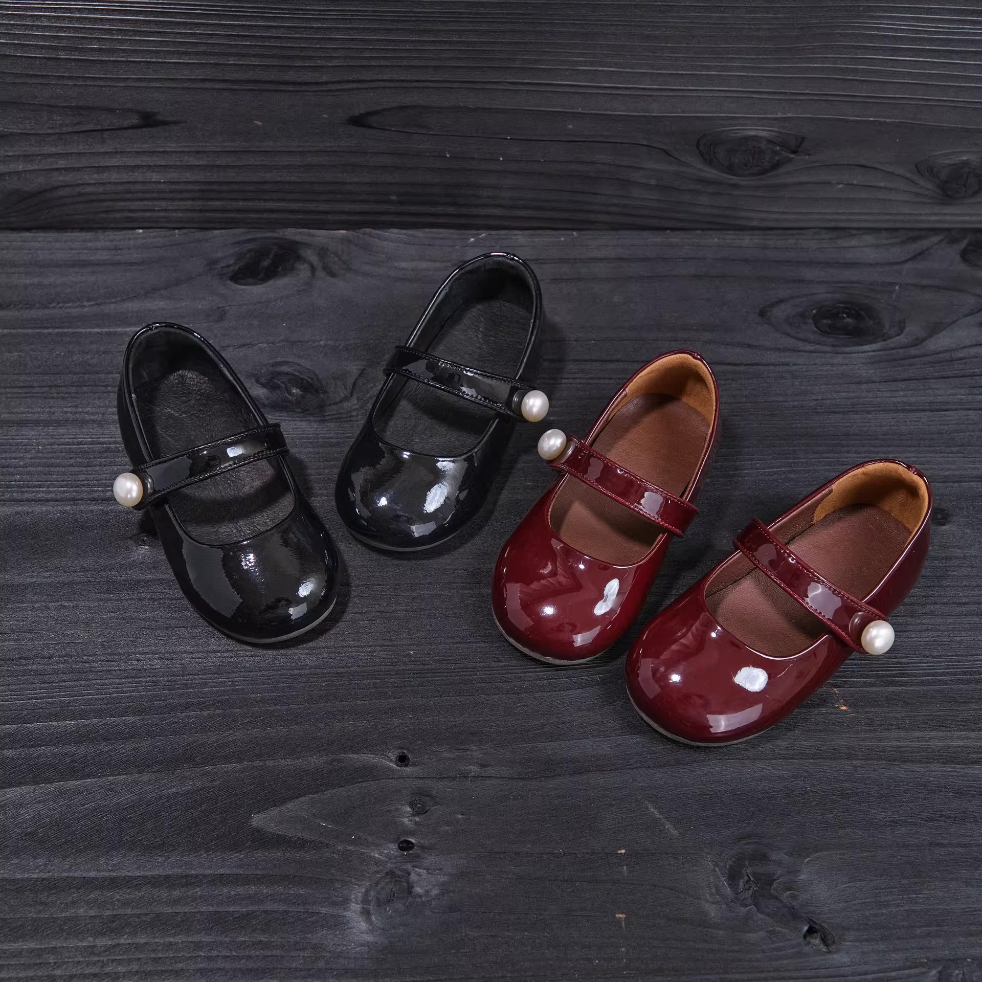 Zapatos de cuero de niñas nuevos 2026 primavera y otoño con suela suave zapatos de princesa encantadores zapatos de perlas para niños zapatos de espectáculo negro image 1