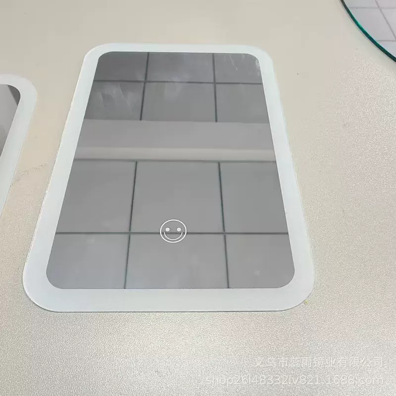 源头工厂磨边玻璃镜片加工镜子丝印喷砂玻璃化妆镜镜片加工切割