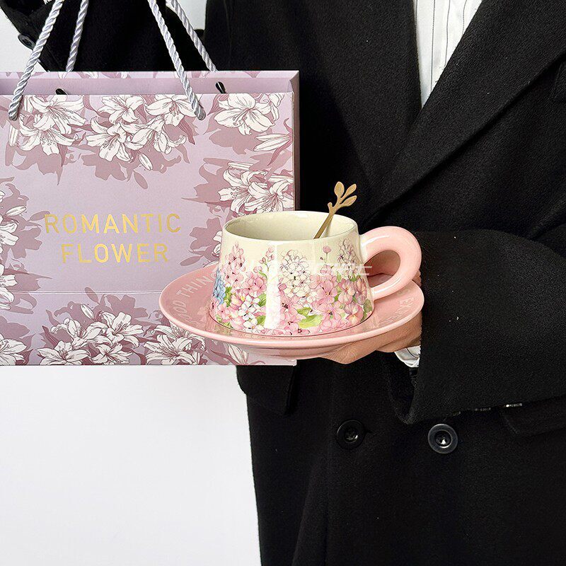 Warm Peach Moon Coffee Cup and Saucer Latte Ceramic Mug Cup for Girls Holiday Gift Souvenir Warm Peach Moon Coffee Cup and Saucer Latte Ceramic Mug Cup for Girls Holiday Gift Souvenir
