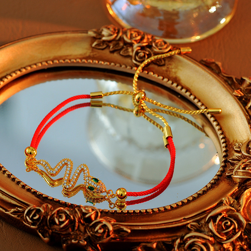 ★ Spiritual Elegance ★ Xiaohongshu's Popular Red String Small Gold Snake Exquisite Bracelet Factory Direct Sales and Dropshipping