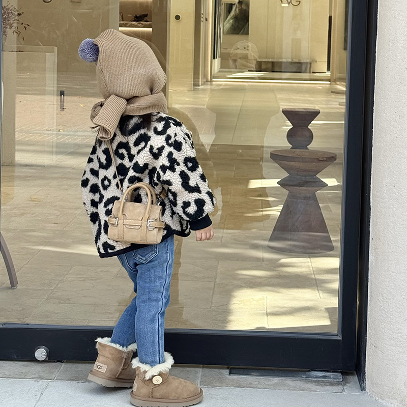 Moda coreana popular para niños y niñas bolsas de hombro de color sólido mini bolsas de mano para bebés 2026 nuevo patrón de leopardo bolsas para niños