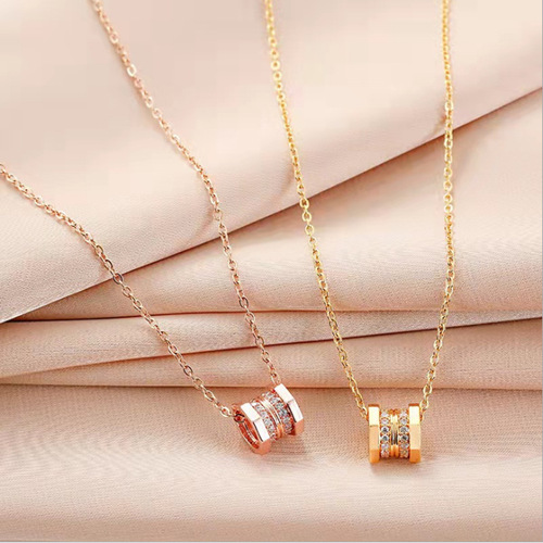 Simple and Versatile Small Waist Wheel Necklace, Stainless Steel Necklace with Fashion Micro-Set Diamond Pendant