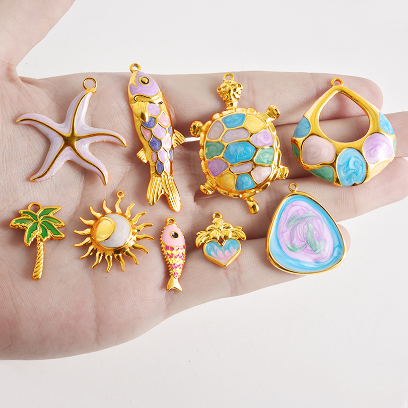Cross-Border Stainless Steel DIY Jewelry Accessories Small Fish Starfish Pendant Single Pendant Marine Animal Oil Drop Jewelry Plated with 18K Gold