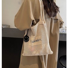 Zhao Lusiと同じスタイルの織り中空ショルダーバッグ、カジュアルで多用途のハンドバッグ、夏の海辺の休暇の大容量バッグ