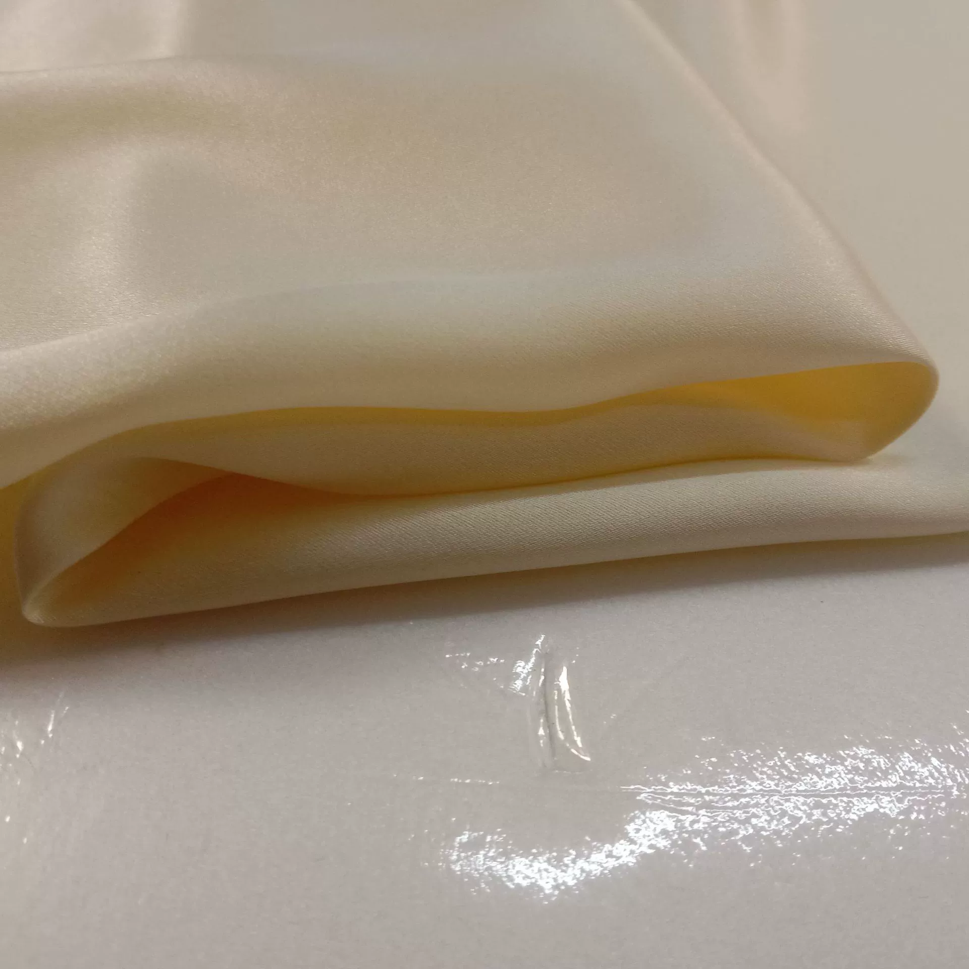吉弟华都 Silk pijama, sleep mask, bedspread