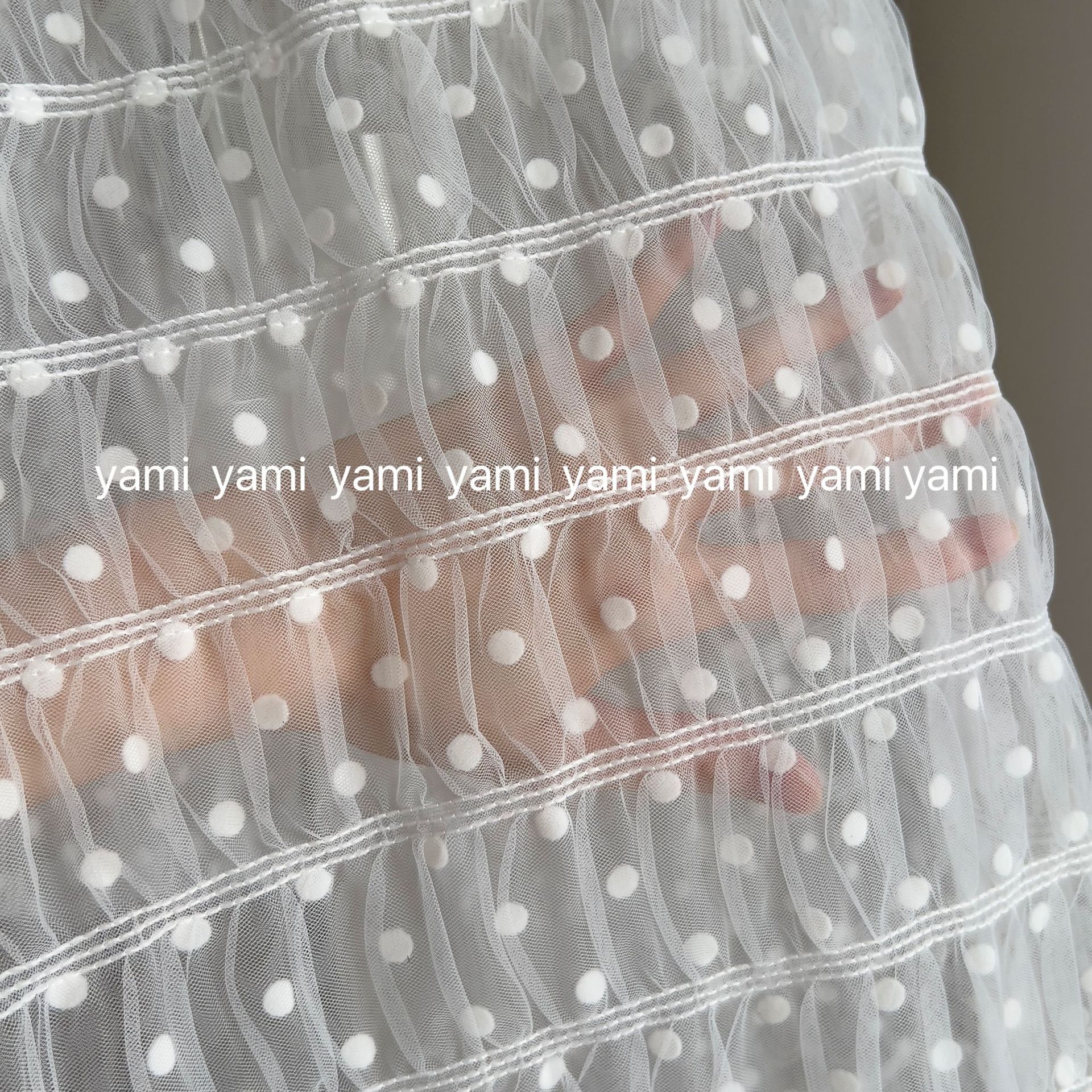 Flocked Dot Mesh Gaze Striped Striped Fabric vestido de boda vestido chino ropa de niños tela