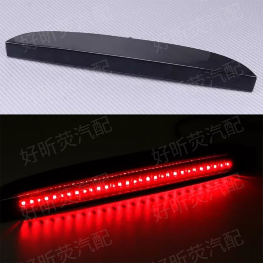 7700410753 Is Suitable for Renault Clio 98-06 Led High-Mounted Brake Light, Third Brake Light to Prevent Rear-End Collisions