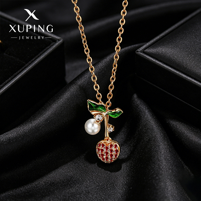 Xuping moda nueva incrustación de zircon dulce pequeña cereza temperamento delicado cadena de clavícula elegante accesorios ligeros de lujo al por mayor