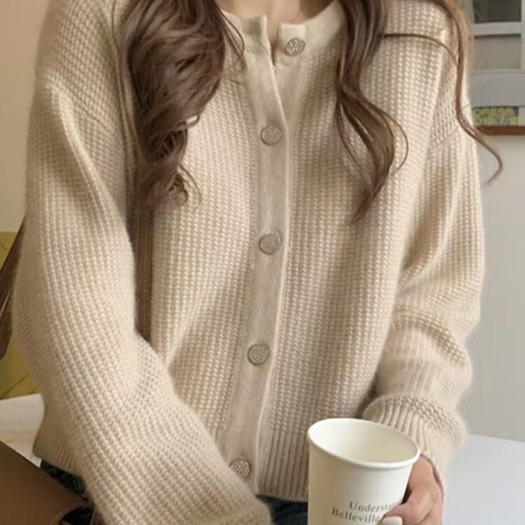 2026 Autumn/Winter New Women's Fashion Lazy Style Knitted Cardigan Korean Version Petite Sweater Coat Trendy Women's Top 2026 Autumn/Winter New Women's Fashion Lazy Style Knitted Cardigan Korean Version Petite Sweater Coat Trendy Women's Top
