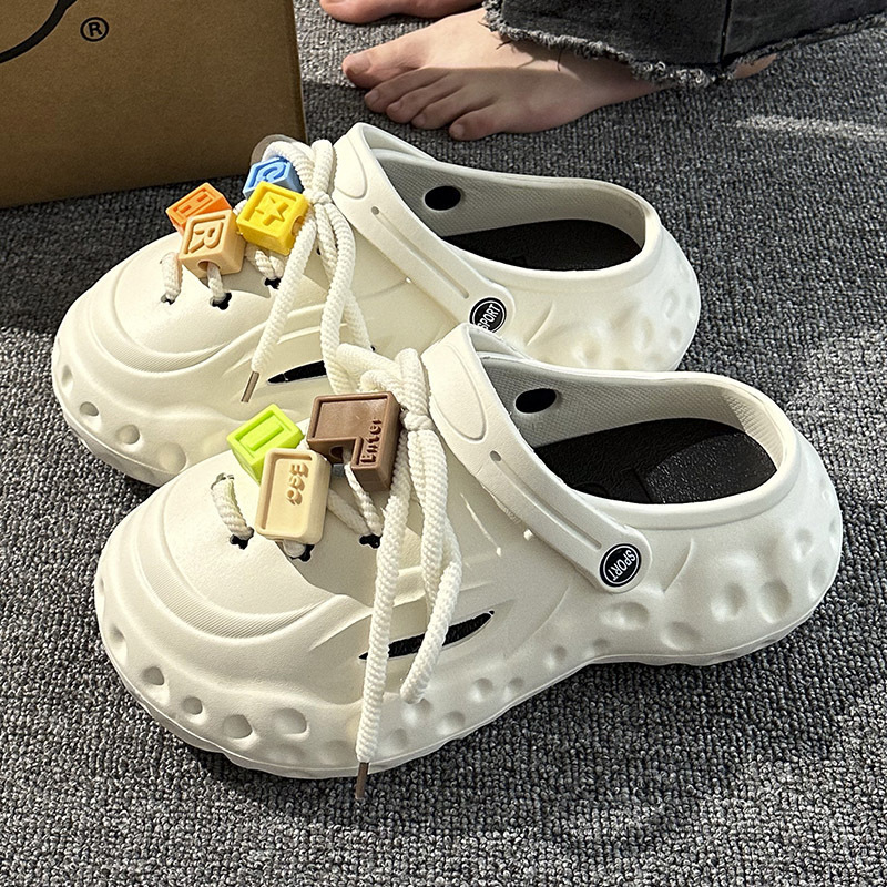 Popcorn Hole Shoes Women's Summer Outer Wear 2024 New Fashionable Casual Soft Bottom Fashionable Baotou Half Slippers Men's Sandals