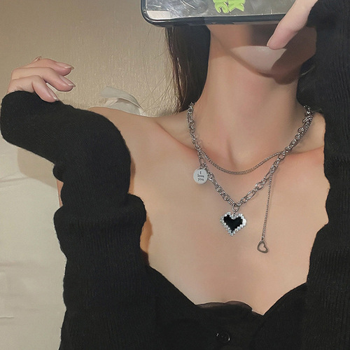 Titanium steel black mosaic pixel love heart pendant double layer stacked necklace ins cold style hip hop trendy necklace